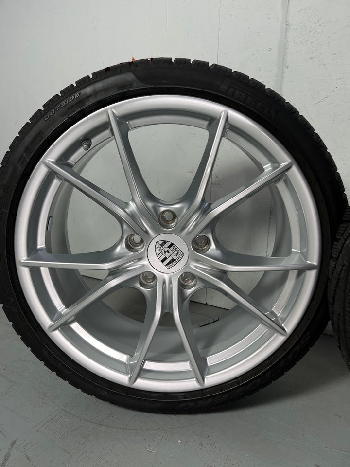 Porsche 991.2 20 Zoll Carrera S Winter Räder Pirelli HECKANTRIEB C2 S