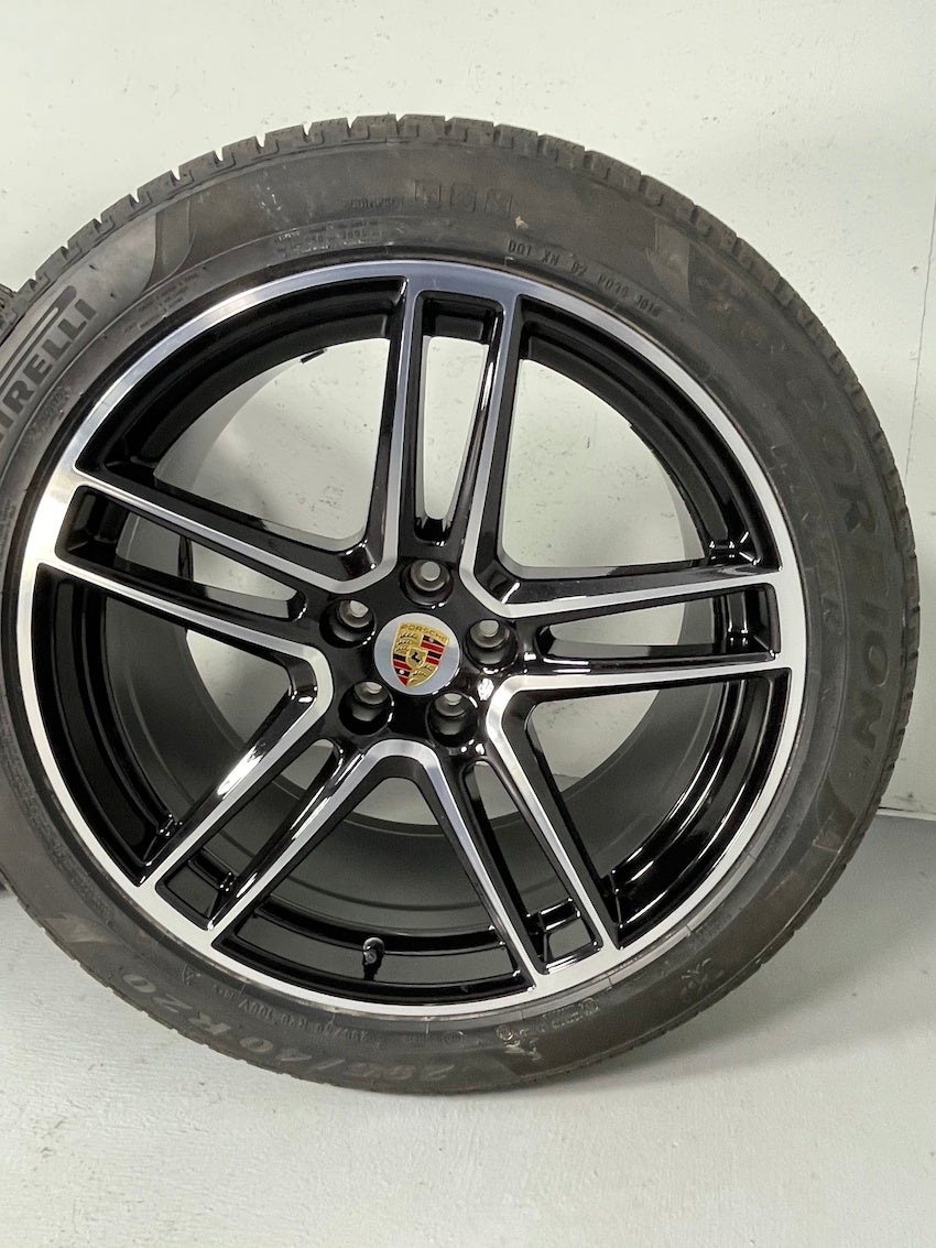 Porsche Macan II 20 Zoll TURBO Winter Räder NEU PIRELLI TOP