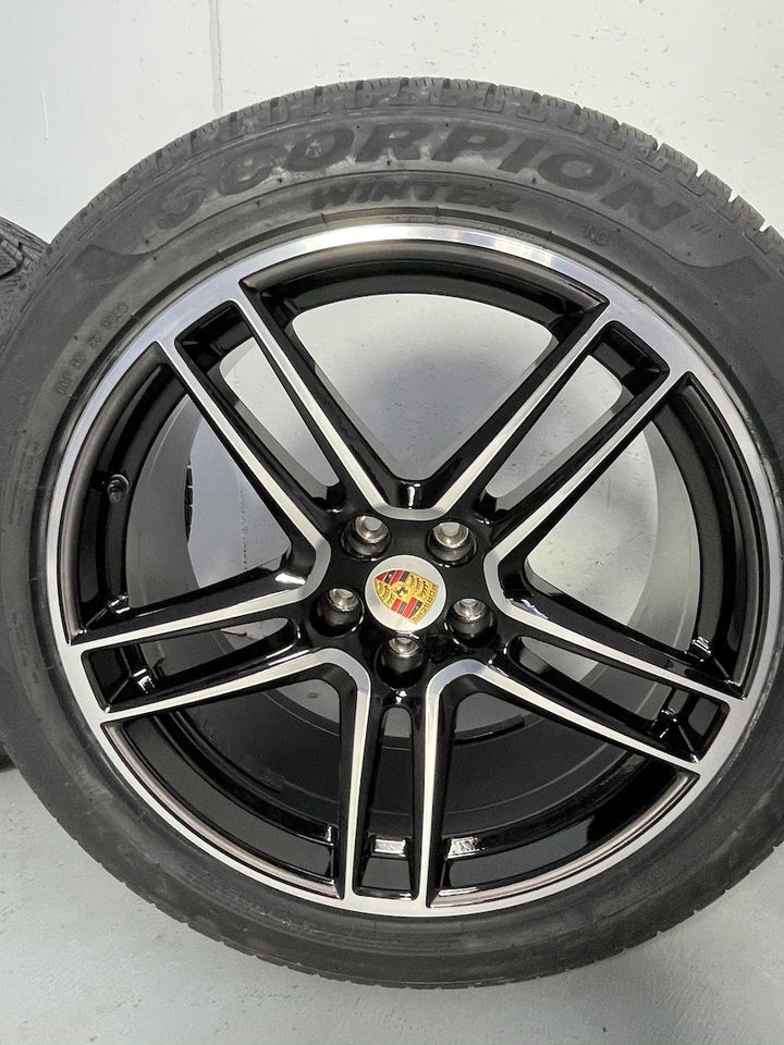 Porsche Macan II 20 Zoll TURBO Winter Räder NEU PIRELLI TOP
