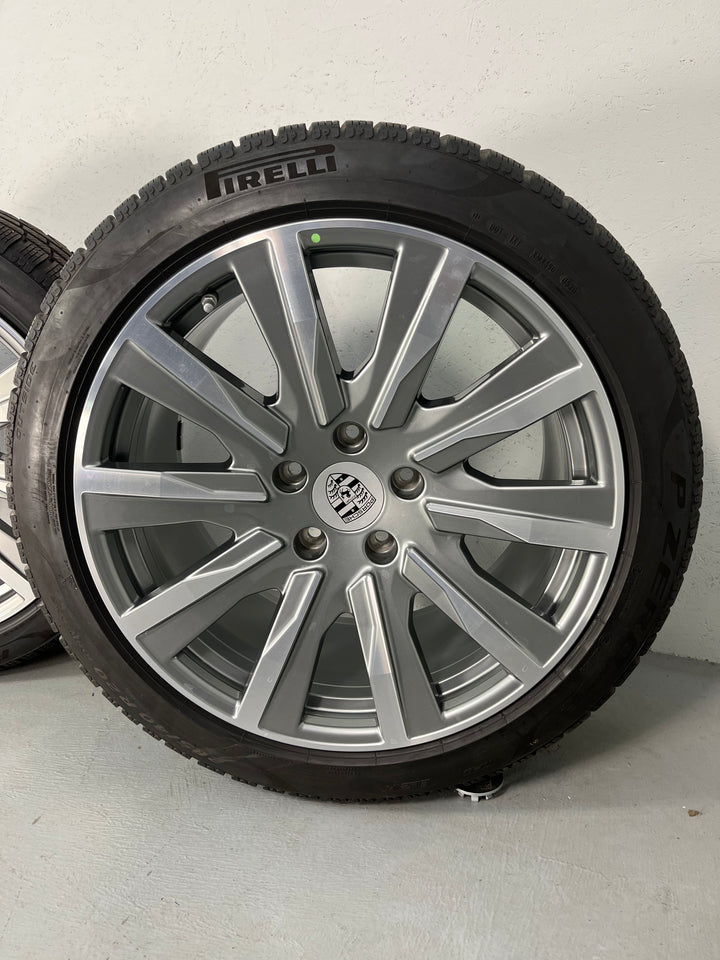 Porsche Taycan 20 Zoll Tequipment Design Winterräder Pirelli 7mm 1500KM