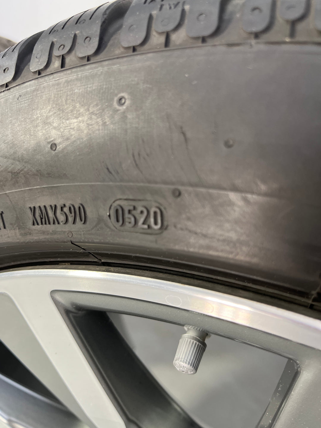Porsche Taycan 20 Zoll Tequipment Design Winterräder Pirelli 7mm 1500KM