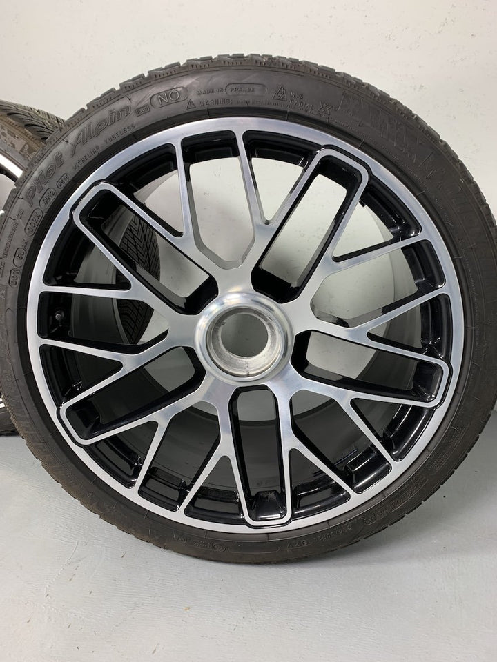 Porsche 991.2 20 Zoll GTS Winter Räder Turbo S Michelin 6,5-7,5mm TOP