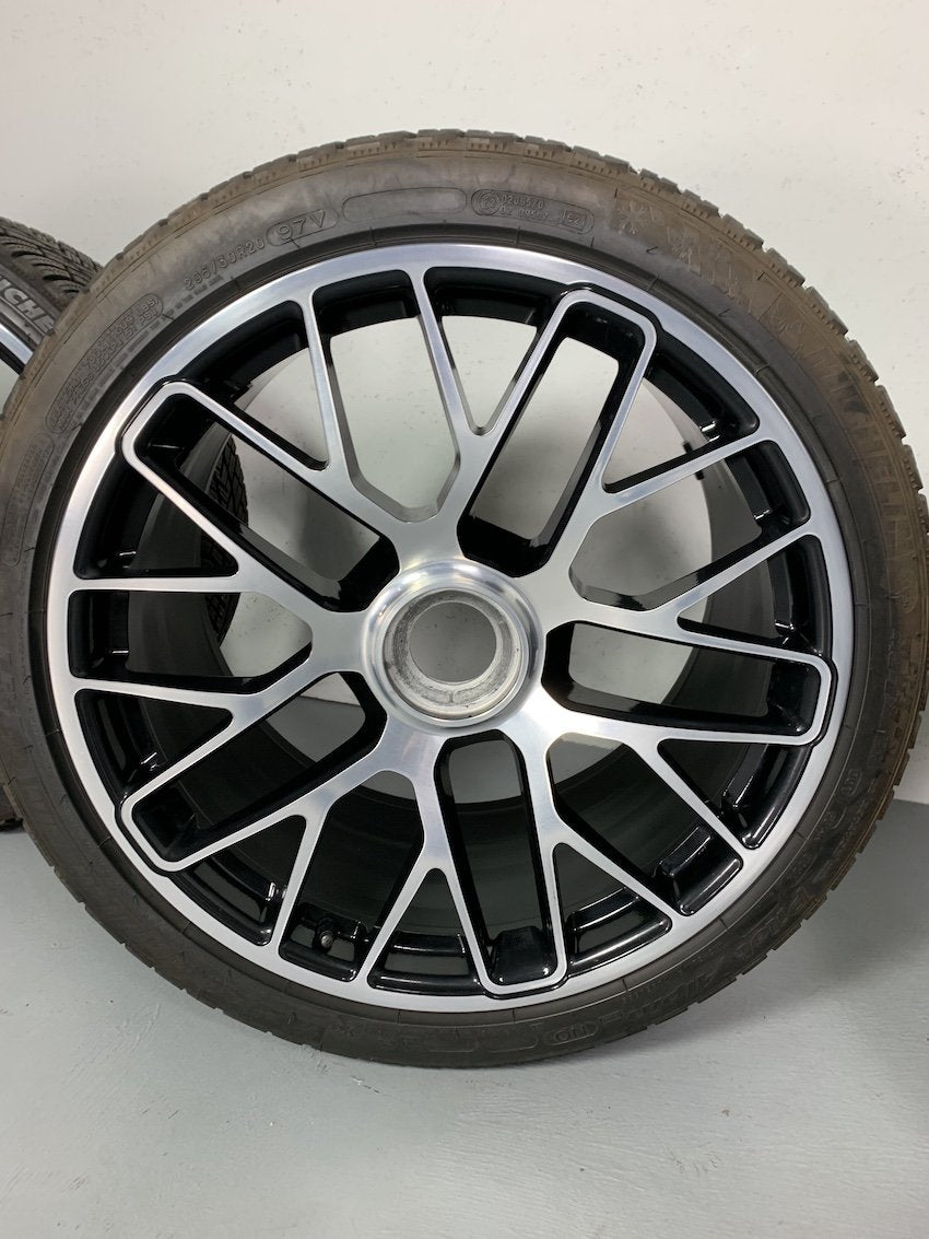 Porsche 991.2 20 Zoll GTS Winter Räder Turbo S Michelin 6,5-7,5mm TOP