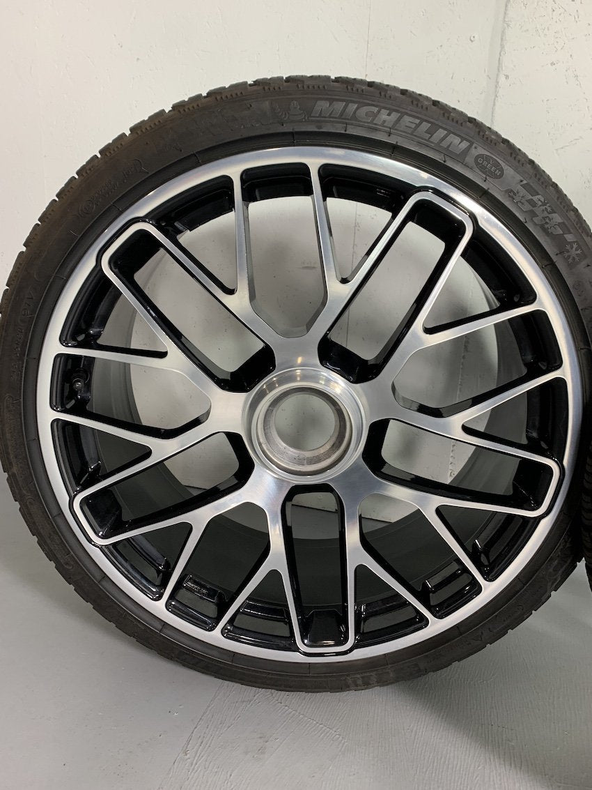 Porsche 991.2 20 Zoll GTS Winter Räder Turbo S Michelin 6,5-7,5mm TOP