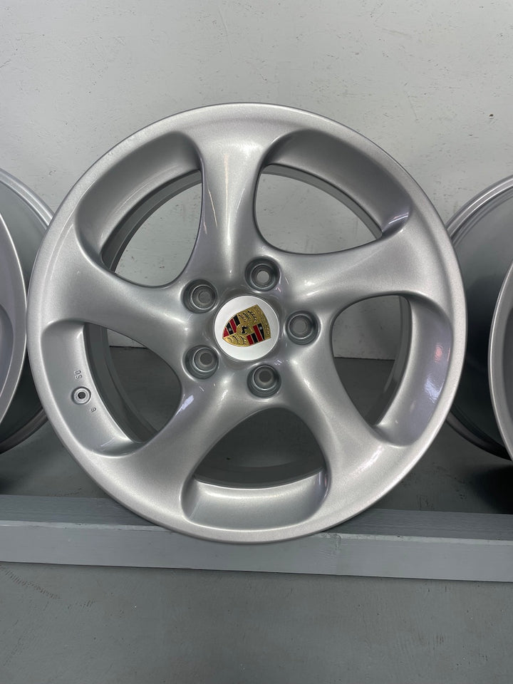 Porsche 996 18 Zoll Turbo II Felgen TURBO 4S HOHLKAMMER neu pulverb.