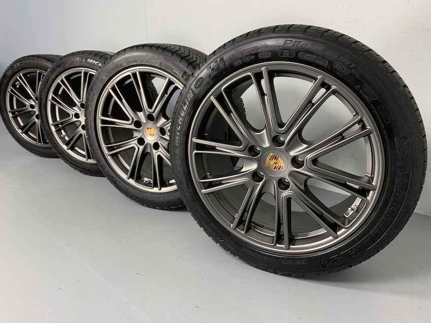 Porsche Panamera 971 20 Zoll  Exclusive Design Winter Räder Michelin platinum