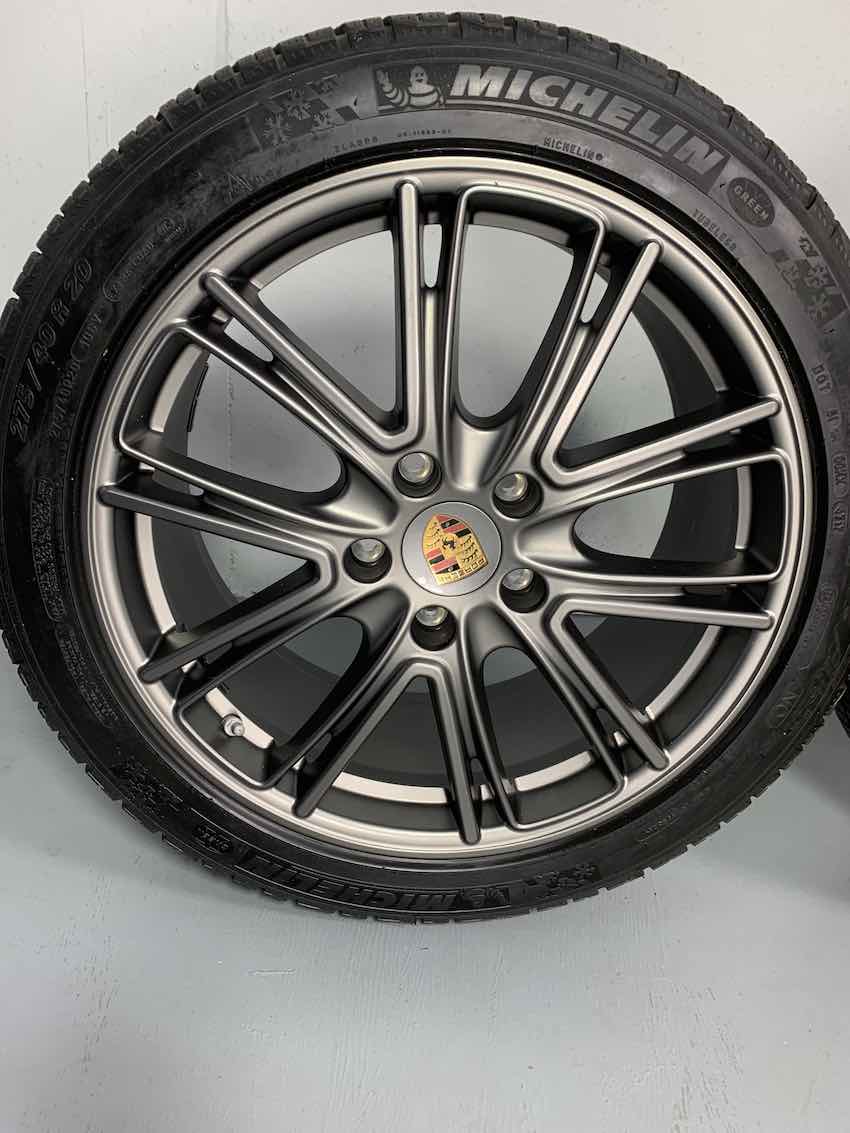 Porsche Panamera 971 20 Zoll  Exclusive Design Winter Räder Michelin platinum