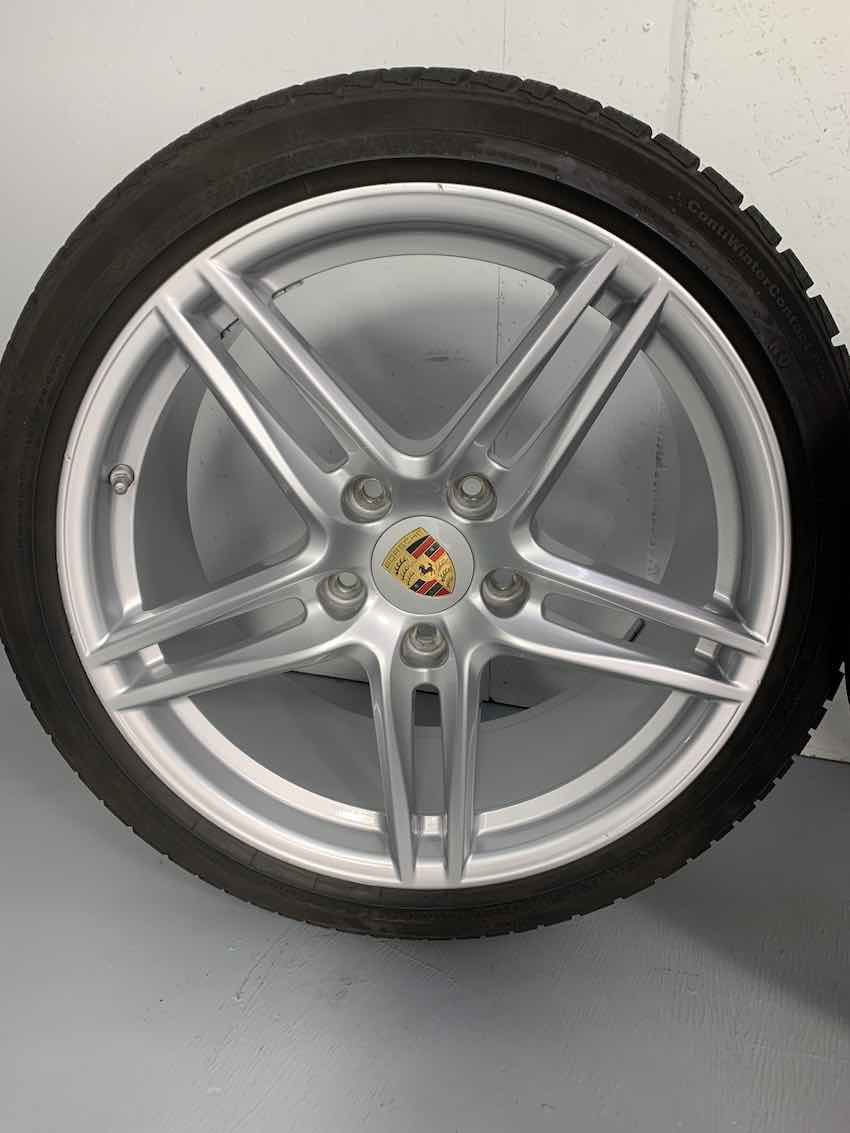 Porsche 991.2 19 Zoll Carrera Winter 4S C4 Continental 7,5-8mm