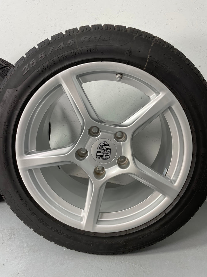 Porsche Boxster 18 Zoll 718 982 Winter Räder Pirelli Cayman 7mm DOT2018