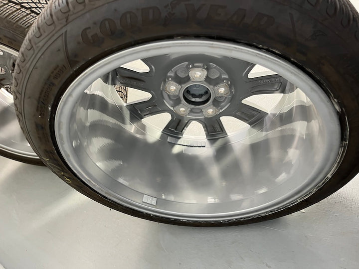 Porsche Taycan 20 Zoll Tequipment Design Winterräder 800Km DOT2021