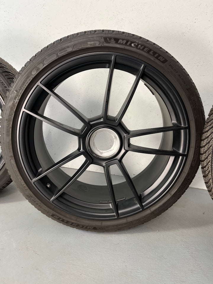 Porsche 992 20 21 Zoll GTS Winter Räder Michelin DOT2020 800Km MwSt.