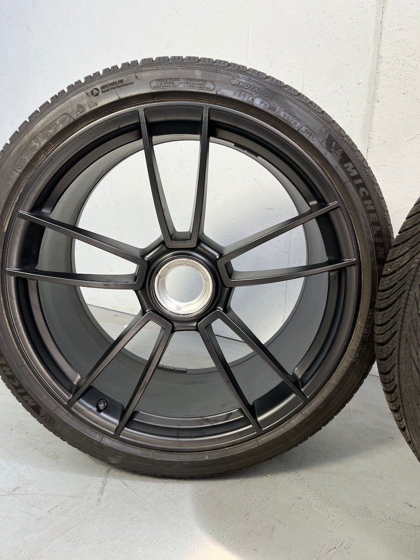 Porsche 992 20 21 Zoll GTS Winter Räder Michelin DOT2020 800Km MwSt.