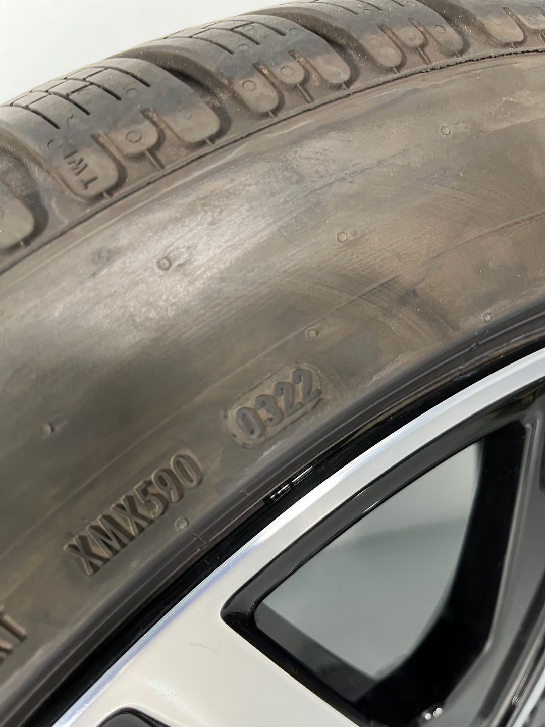 Porsche Taycan 20 Zoll Tequipment Design Winterräder Pirelli MwSt.