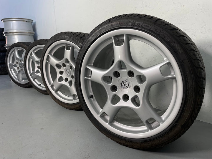 Porsche 997 19 Zoll Carrera S Winter Räder Nokian C2 S Heckantrieb TOP