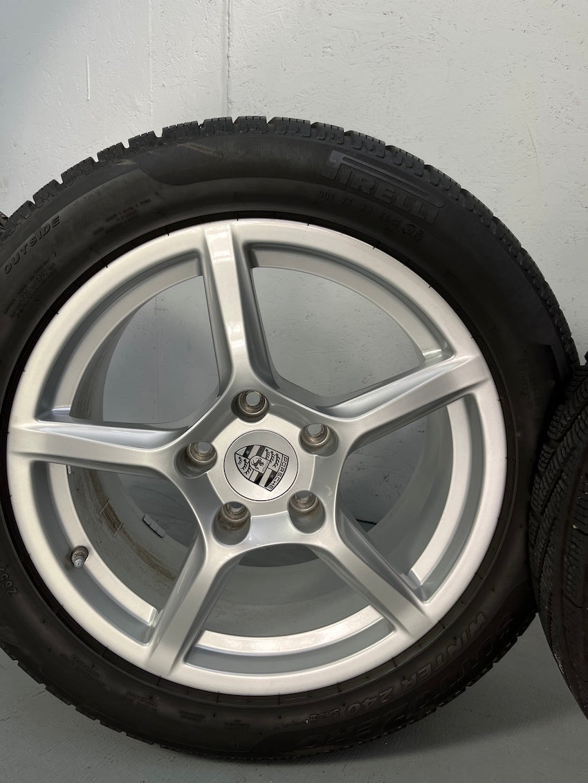 Porsche Boxster 18 Zoll Cayman 981 Winter Räder Pirelli 6,5mm