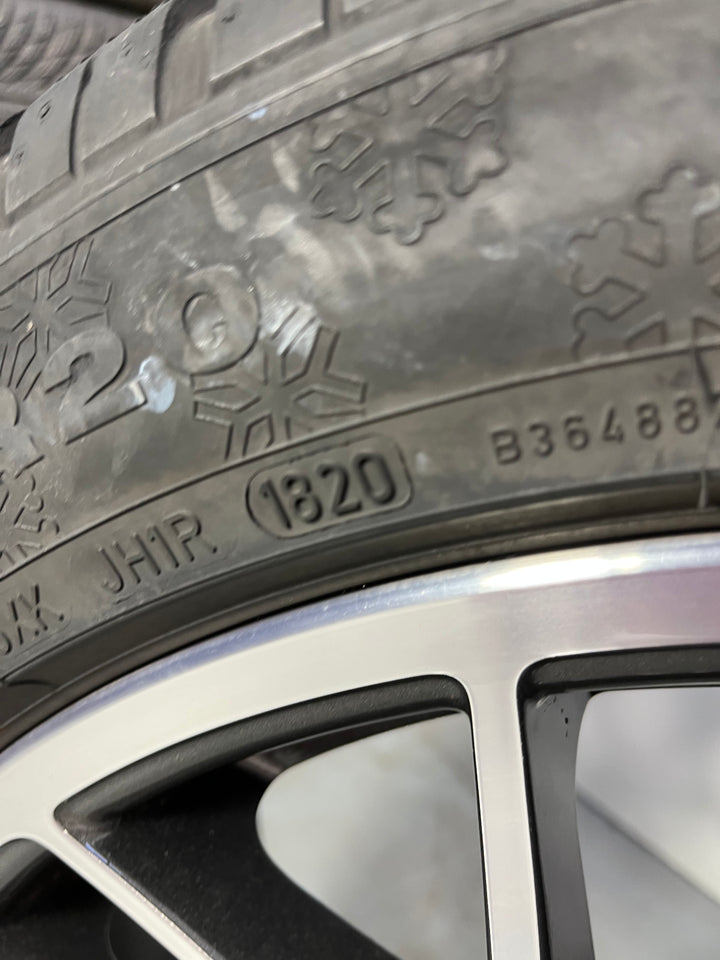 Porsche Macan II 20 Zoll RS Spyder Winter Räder Dunlop 7mm DOT 2020