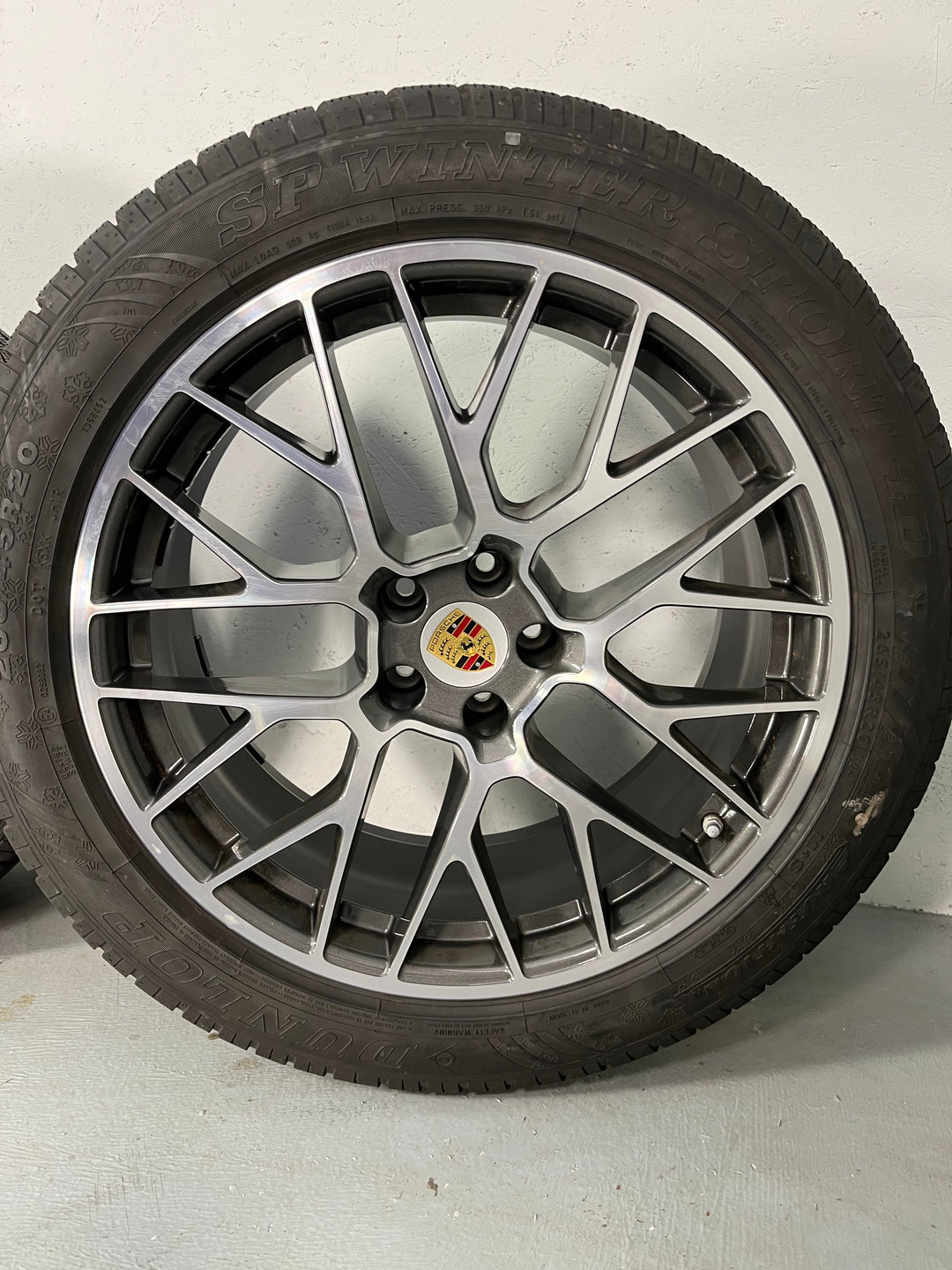 Porsche Macan II 20 Zoll RS Spyder Winter Räder Dunlop 7mm DOT 2020