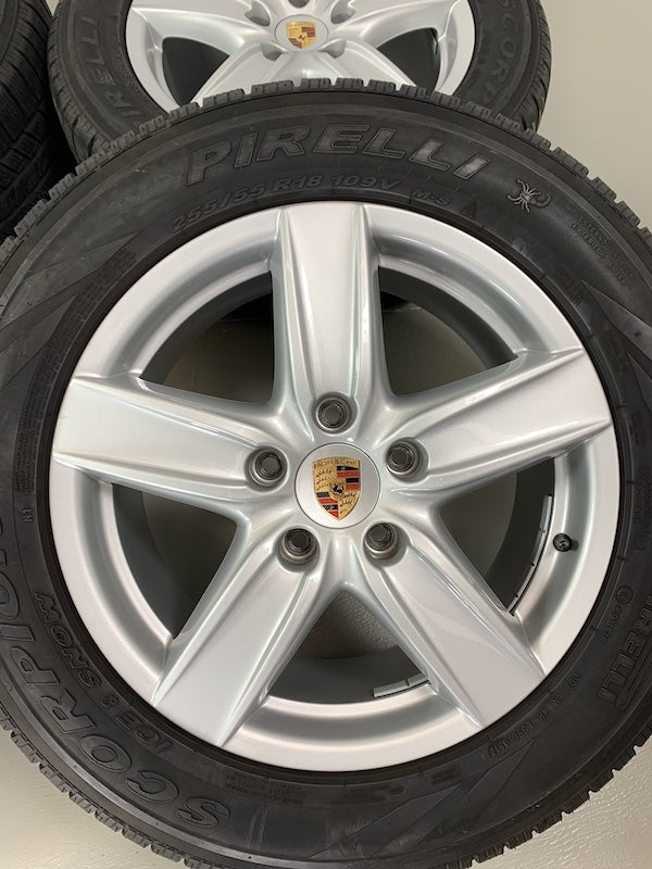 Porsche Cayenne 18 Zoll Winter Räder 958 Pirelli Scorpion N0