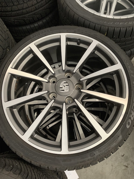 Porsche 991.1 20 Zoll Carrera Classic Winter C2 S Heck Winter DOT2018 und 2019