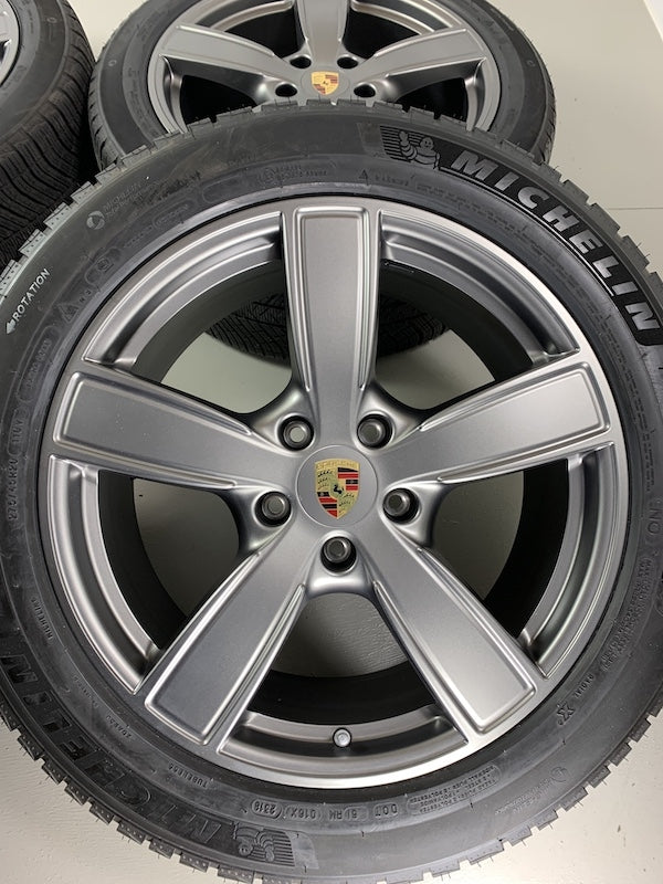 Porsche Cayenne Coupe 20 Zoll E3 9Y0 Sport Classic PLATINUM Winter