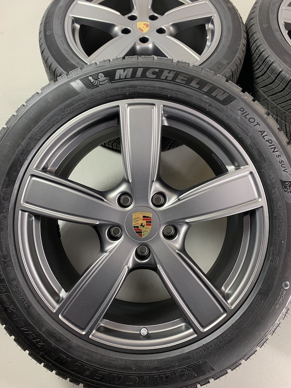 Porsche Cayenne Coupe 20 Zoll E3 9Y0 Sport Classic PLATINUM Winter