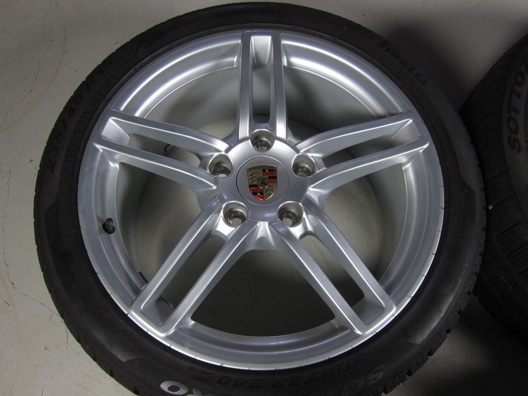Porsche 991 19 Zoll Carrera V Allrad Winter DOT2012 Pirelli C4 4S TOPZUSTAND