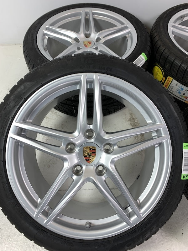Porsche 991.2 19 Zoll Carrera Winter Räder 4S C4 Pirelli DOT2016/2018