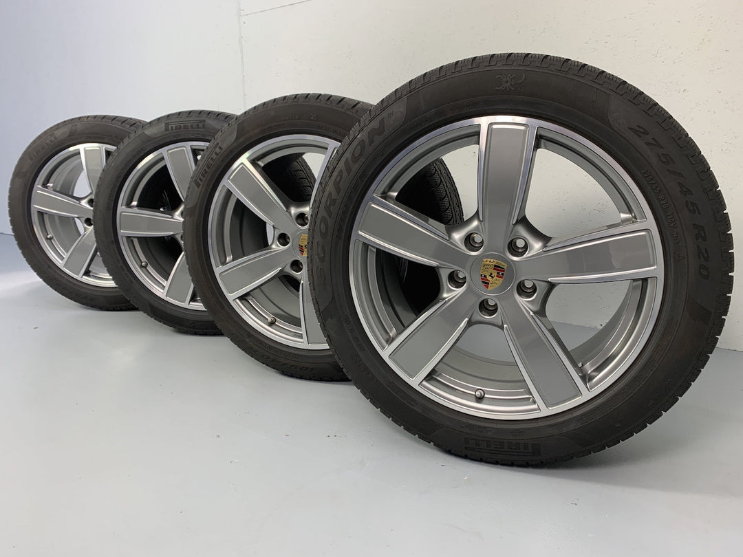 Porsche Cayenne 20 Zoll E3 9Y0 Sport Classic Winterräder Pirelli DOT2021