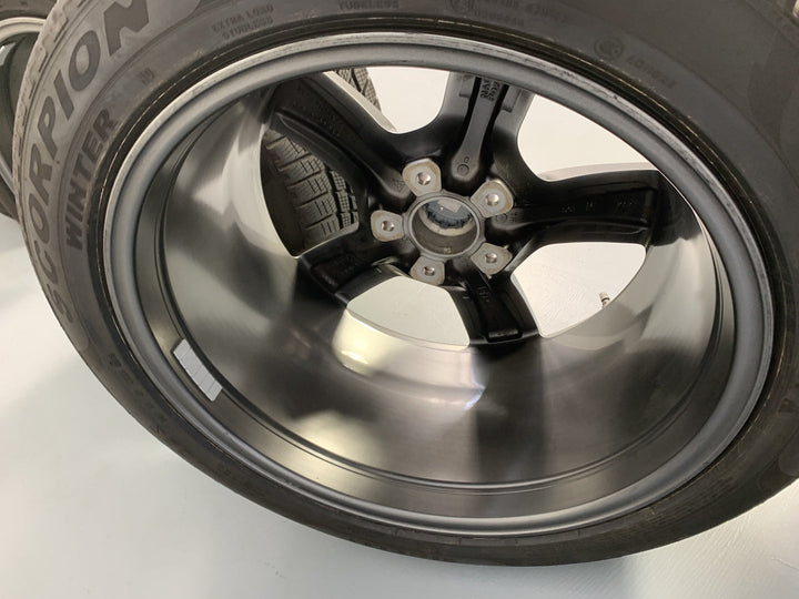 Porsche Cayenne 20 Zoll E3 9Y0 Sport Classic Winterräder Pirelli DOT2021