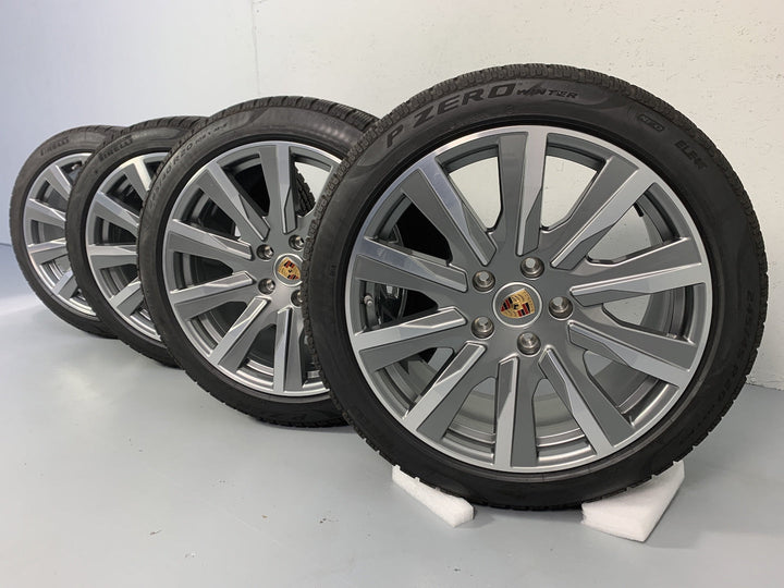 Porsche Taycan J1 II 20 Zoll Tequipment Design Winterräder Pirelli 2024 7mm