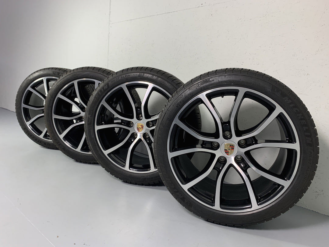 Porsche Cayenne Coupe E3 I 21 Zoll Exclusive Design Winter Michelin NEUER RADSATZ