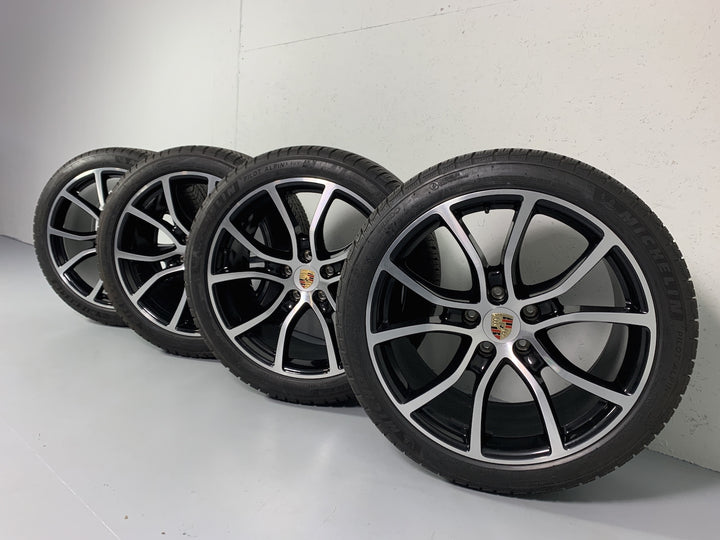 Porsche Cayenne Coupe E3 I 21 Zoll Exclusive Design Winter Michelin NEUER RADSATZ