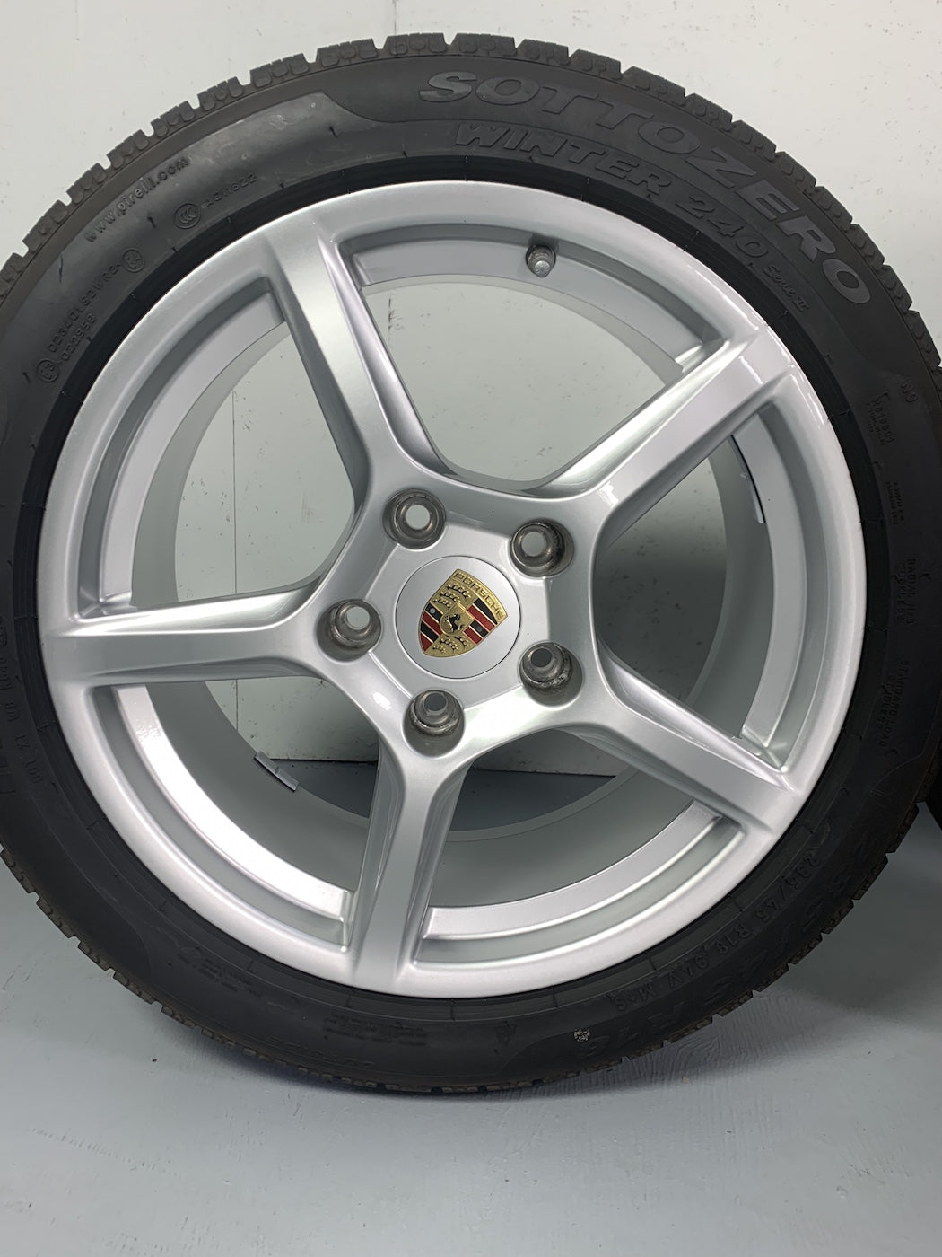 Porsche Boxster 18 Zoll 718 982 PIRELLI Winter Räder NEU DOT2023 150KM